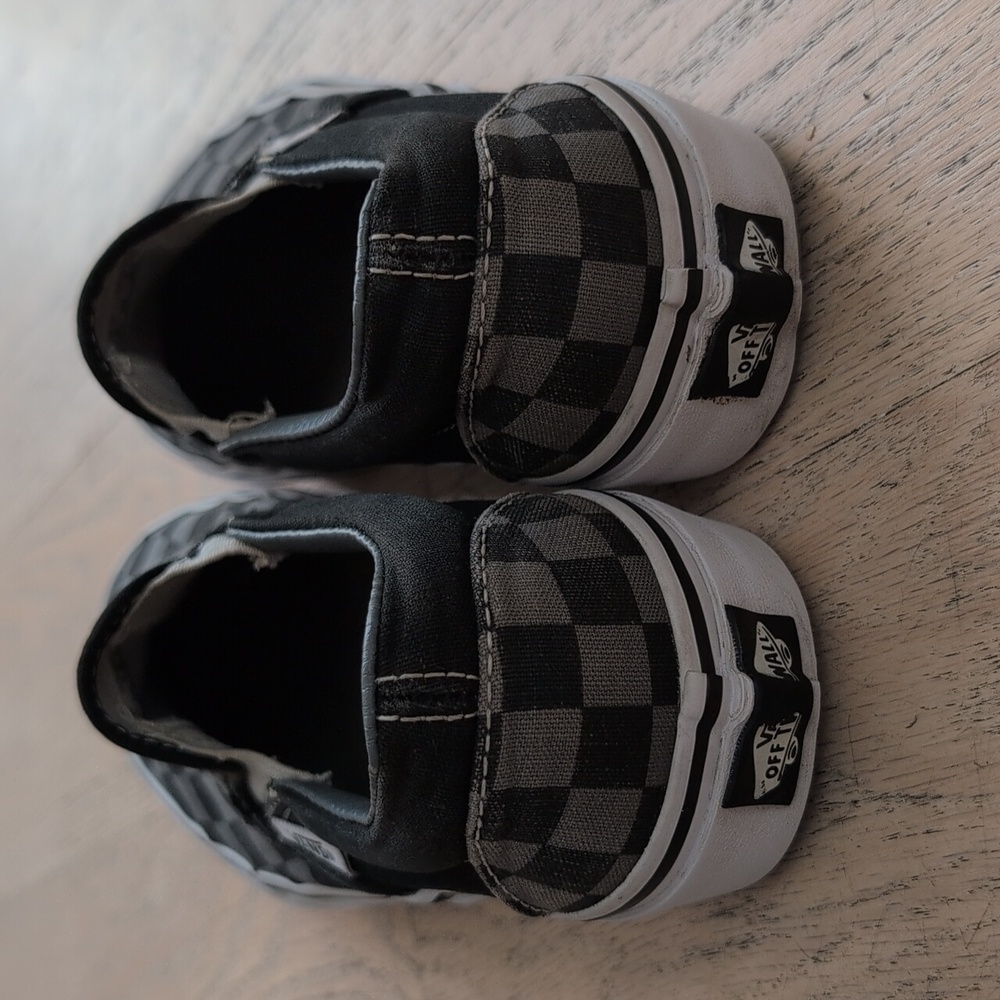 Vans Black and Gray Checkered Slip-On Sneakers Women's 5.5 - Picture 4 of 8